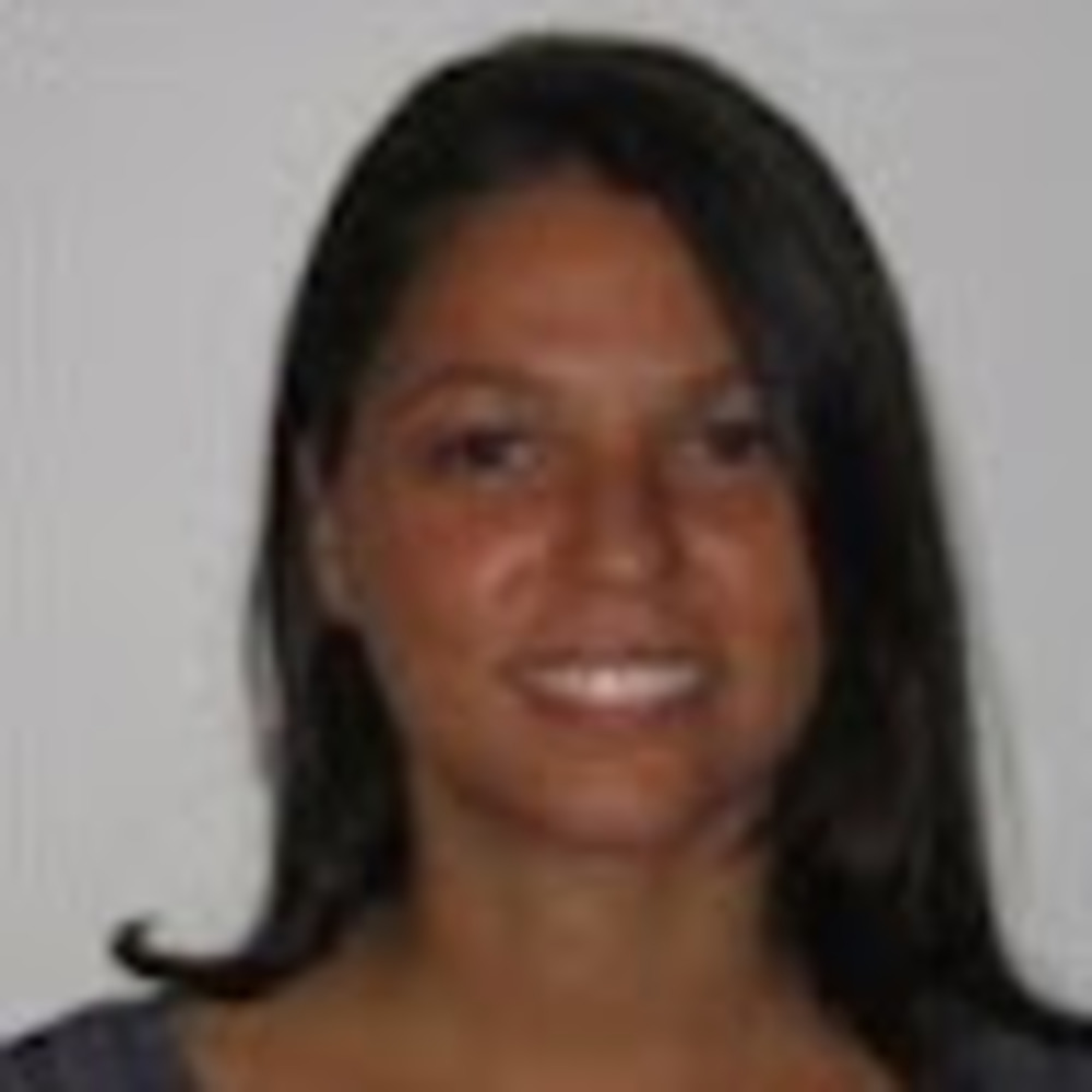 Meet your Posher, Romina